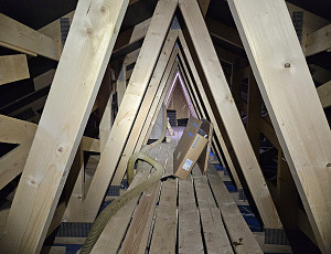 Zateplení stropu dřevostavby bungalovu pomocí foukané izolace